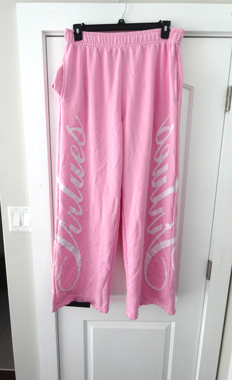 Virtues Wide leg sweats PINK